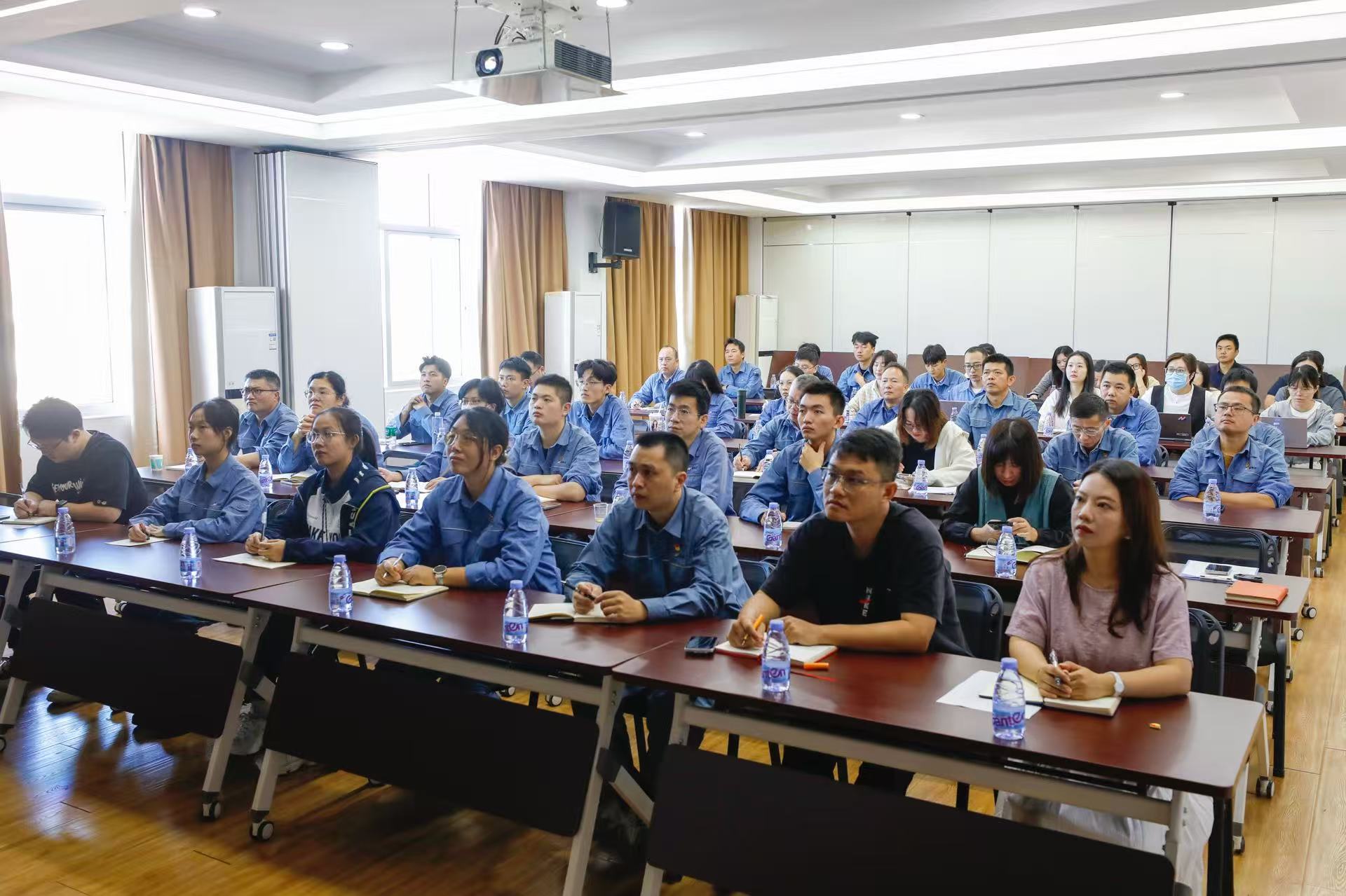 中国·tyc1286太阳成集团(股份)有限公司-官方网站